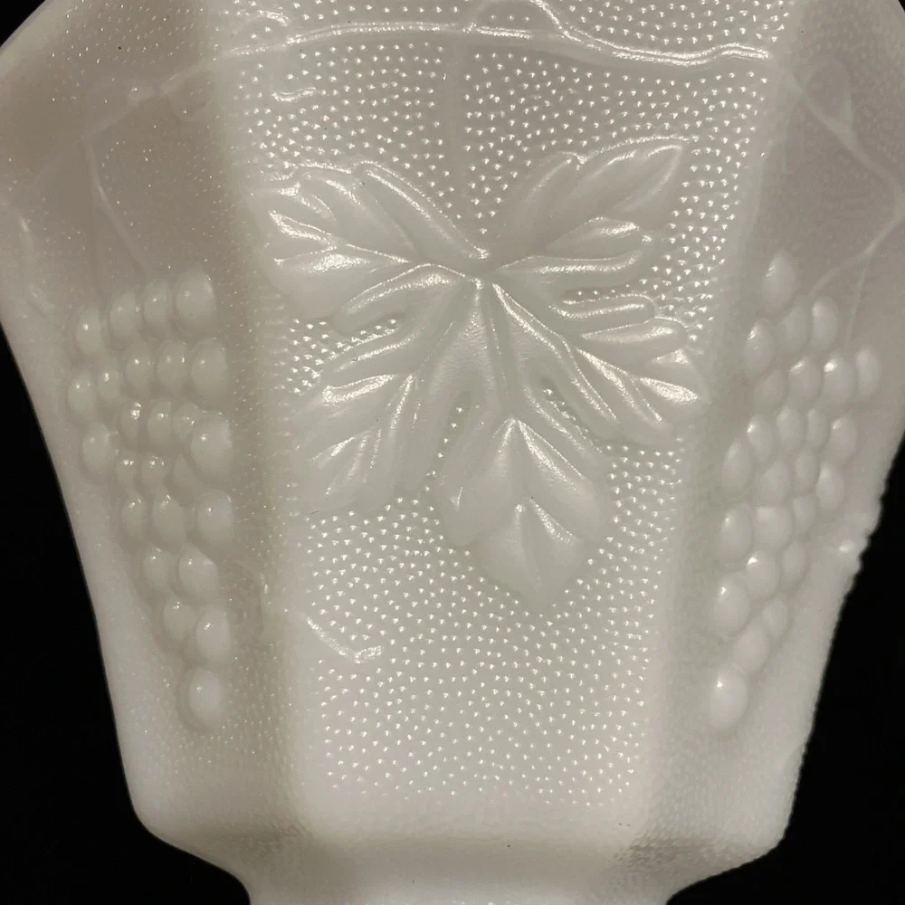 Anchor Hocking Milk Glass Candy Dish W/ Grape Clusters & Leaves 5x6